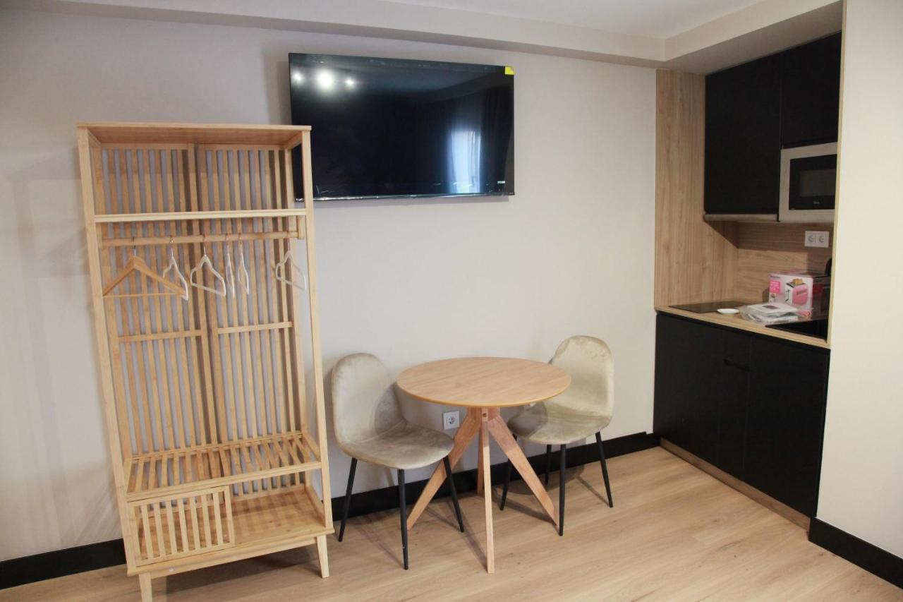 Hotel Suites Moma Centro Villanueva De La Serena Exteriör bild