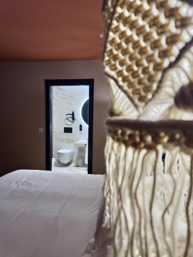 Hotel Suites Moma Centro Villanueva De La Serena Exteriör bild